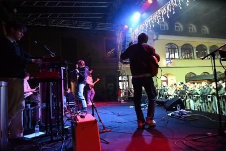 Včeraj je prvi koncert Pravljičnega Kamnik privabil število obiskovalcev (58)